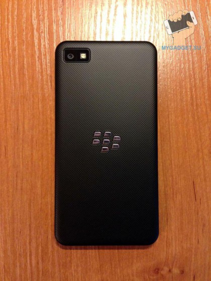 внешний вид Blackberry Z10