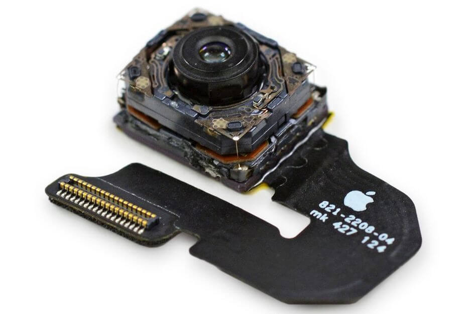 модуль камеры в Apple iPhone 6 Plus (источник ifixit.com)