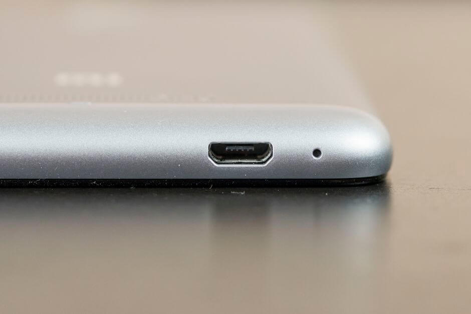 разъем microUSB в Xiaomi Redmi Note 3
