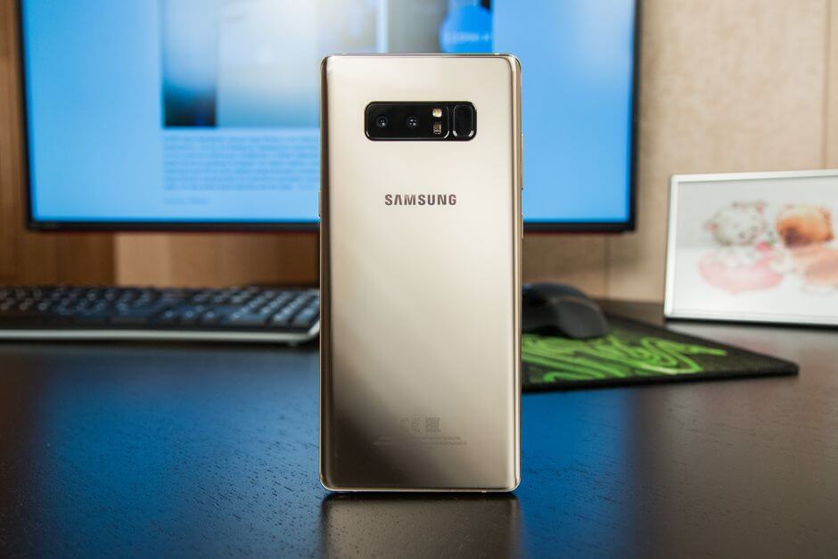 сканер отпечатков Samsung Galaxy Note 8 перенесли на заднюю поверхность